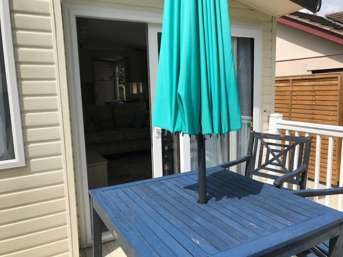 Deluxe Riverside Static Caravan Cheddar Exterior photo